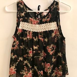 Pretty floral tank